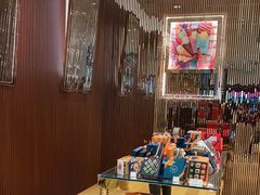 -VENCHI 闻绮(上海佛罗伦萨小镇店)