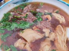 -清真·白家牛肉罩火烧老店(育才街店)