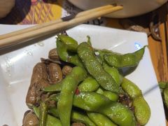 花毛一体-木屋烧烤(万德庄店)