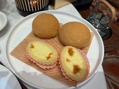 -景月阁空中食府(希尔顿酒店)