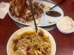 -聚首堂·特色小吃·肘子(什刹海德胜门店)