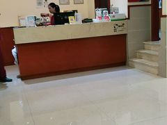 -瑞鹏宠物医院·骨外科·心肾科·肿瘤科(九亭店)