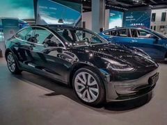 -TESLA 特斯拉(上海太古汇体验店)