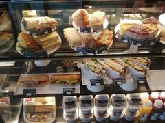 -星巴克(广州百信广场东区店)