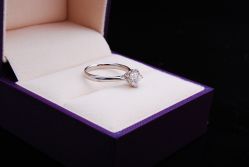 DSC_7919-威德钻石-克拉钻大本营(南京东路店)