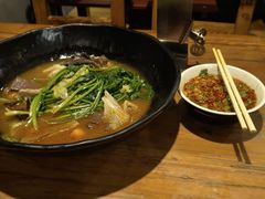 -万记麻辣烫国展总店
