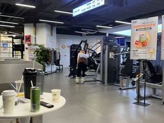 -超鹿运动(达信大厦店)