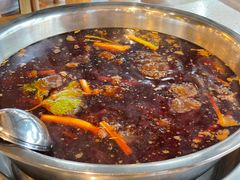 -肖肖酸萝卜鱼火锅(总店)