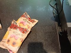 -三只松鼠(正弘城店)