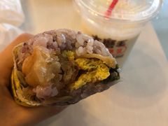 爆有料三谷饭团-永和大王(梅家浜店)