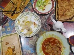 -乡村馕坑肉·烧烤·新疆菜·本地人更爱吃(阿勒泰首店)