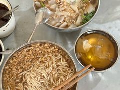 -正宗杨记普洱酸醋米线(总店)