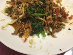 -鑫渔港海鲜本地菜·山海关浑锅(东戴河店)