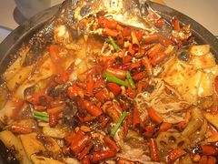 -鸣记脆皮烤鱼·海鲜烤鱼(三八广场店)