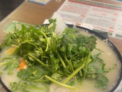 -肥汁米蘭香港米线(定西路店)