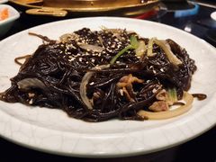 酸辣蕨根粉-猪啊牛呀羊啊铜盘烤肉(正大广场店)