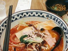 -蒙自源米线大王(信利城市广场店)