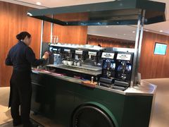 -星巴克(香港国际机场44号闸店)