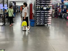 -迪卡侬(金龙湖店)