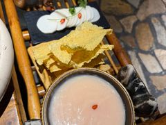 -老牌坊云南鱼豆花火锅(爱建店)