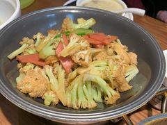 干锅花菜-吕氏疙瘩汤·新鲁菜(济南万象城店)