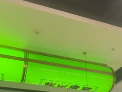 -洪氏嗨捞·广东猪肚鸡·椰子鸡火锅(西咸万象城店)