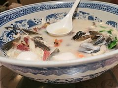 极品鱼头皇-山外山菜馆(玉泉路店)