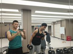 -琪航健身工作室(杨高南路地铁站店)
