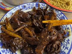 -江城燕子大排档(江汉路步行街店)