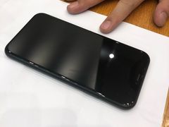 -Apple零售店(华贸购物中心店)