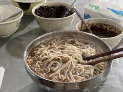 -正宗杨记普洱酸醋米线(总店)
