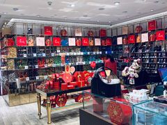 -VENCHI 闻绮(北京国贸商城店)