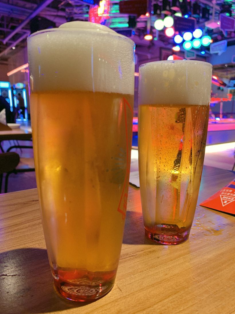 夜宵菜品: 扎啤2杯42元