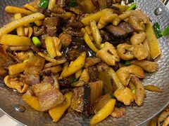 -老唐三下锅 ·张家界地标美食(溪布街店)