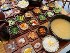 -银米·云南传统过桥米线(双廊黑金冠店)