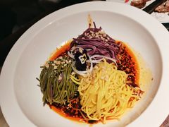 鸡丝凉面-绿茶餐厅(光谷世界城步行街店)