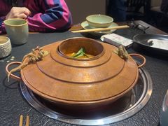 -菌自由丨野生菌火锅特色庭院餐厅(丽江古城店)