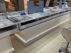 -美式眼镜·授权蔡司.依视路.尼康.豪雅.明月(南翔印象城店)