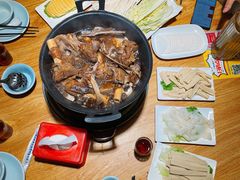 -茸梅路右拐龙虾-农家菜(松江店)