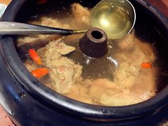 汽锅鸡-云海肴·汽锅鸡·云南菜(东坝金隅店)