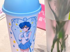 -奈雪的茶(湖滨银泰in77C区PRO店)