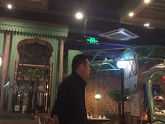 -大巴扎的姑娘(荣盛时代广场店)