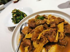 八旗煨牛肉-京味斋·北京烤鸭(北京南站洋桥店)