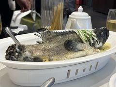 -万龙洲海鲜(大兴绿地缤纷城店)