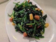 果仁拌菠菜-蝎王府羊蝎子(北大地店)