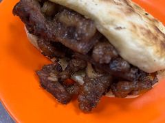 火烧夹肉-清真-戏楼王记牛肉面
