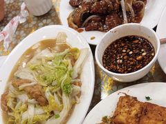 面筋扒白菜-悦宾饭馆(翠花胡同店)