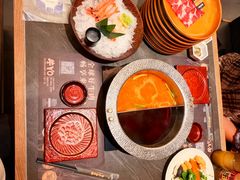 -牛YO寿喜烧·铁板烧和牛火锅自助(市府恒隆店)