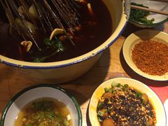 -拈签一笑黄牛肉辣卤串串