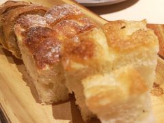 餐前面包-Mercato莫卡多露台餐厅与酒吧(K11店)
